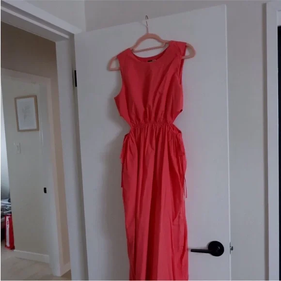 RAILS Yvette Cut Out Midi Dress in Spiced Coral - Picture 3 of 9